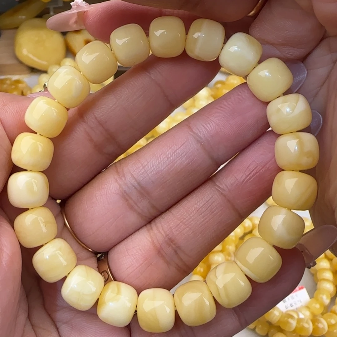 蜜蜡未镶嵌手串浓白花老型手串