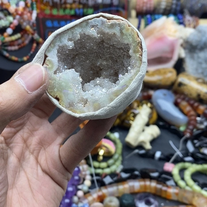 玛瑙/玉髓未镶嵌珠宝半成品一个A564