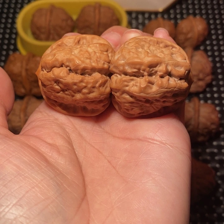 把件文玩核桃四开八腿蛙王