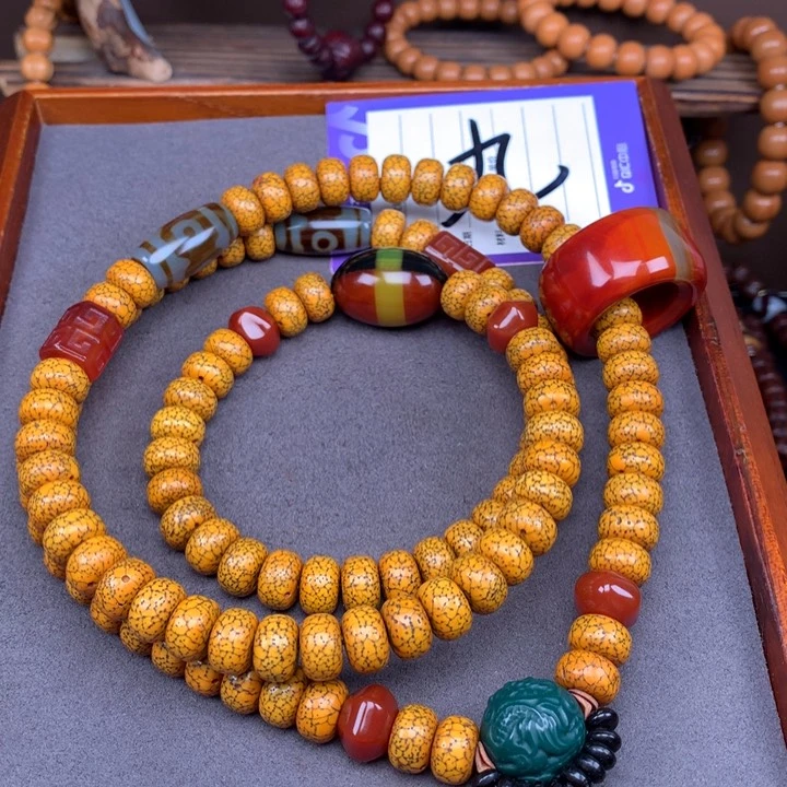 星月菩提吊坠㖜***卄星月