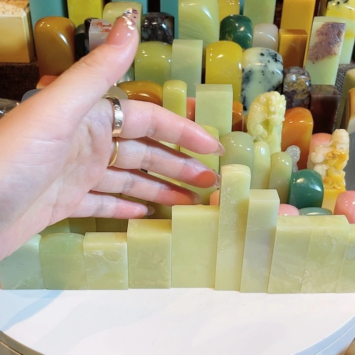 红***狼青田石老矿青田石