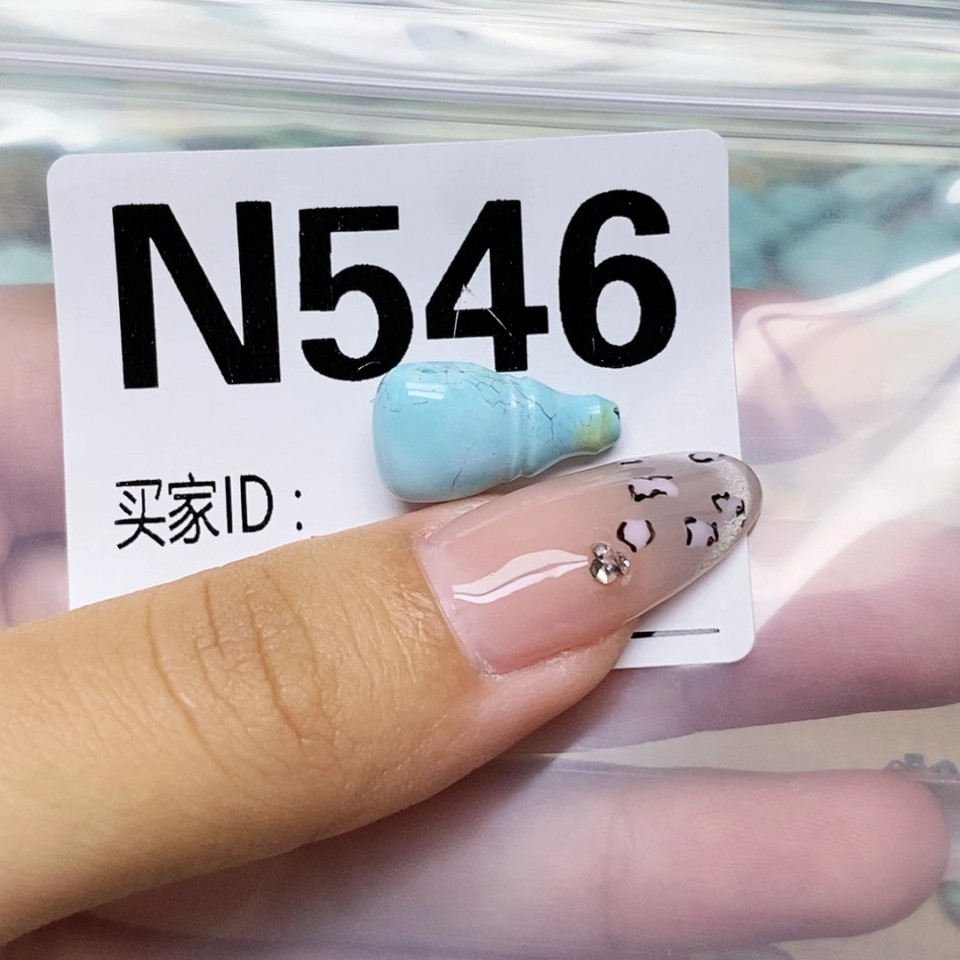 小***丽绿松石未镶嵌配饰