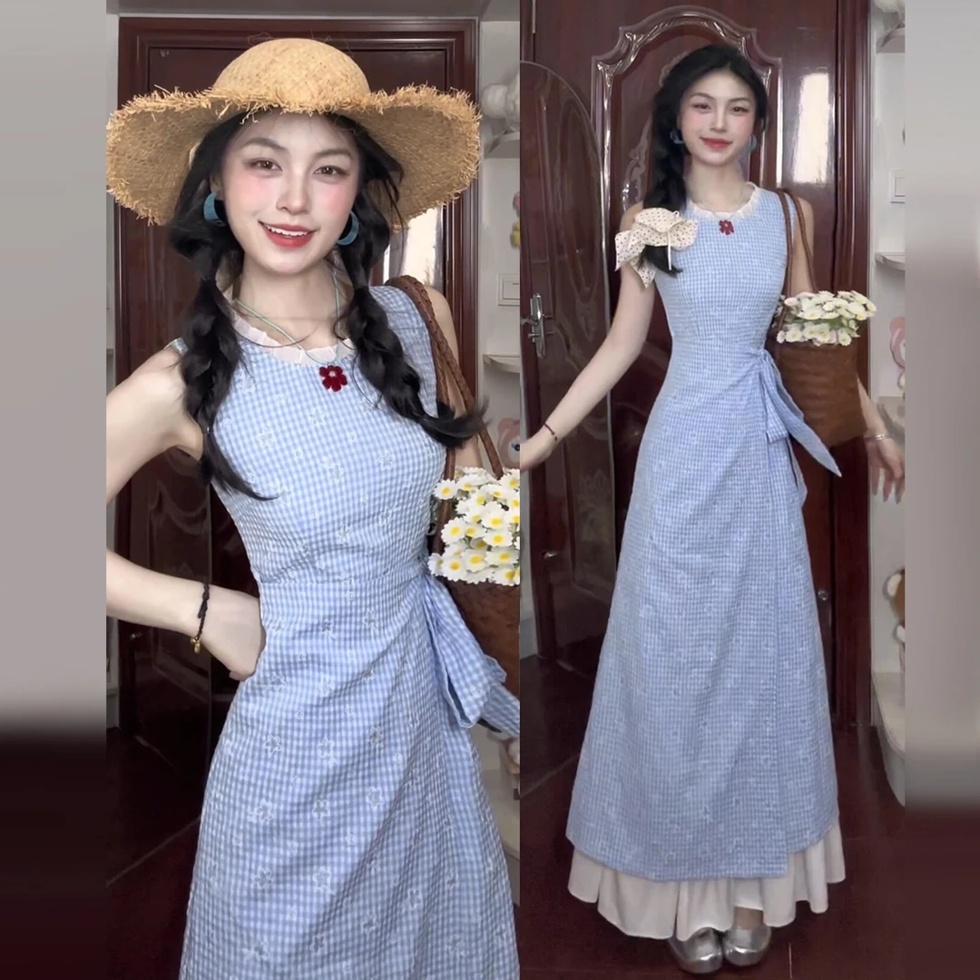 法式掐腰蓝色格子背心连衣裙子女夏季2025新款无袖海边度假沙滩裙