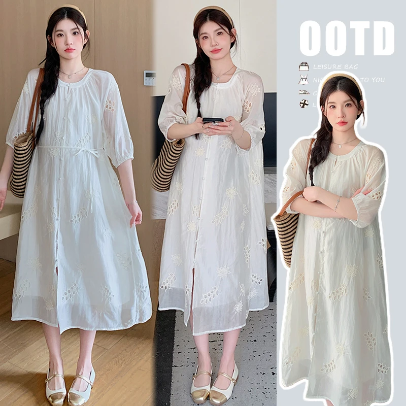 2025新款夏季孕妇显瘦洋气温柔时尚减龄圆领重工刺绣连衣裙
