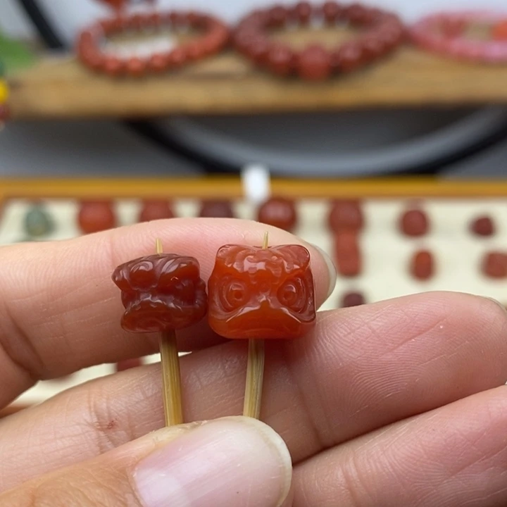 雾***！南红玛瑙未镶嵌珠宝奇石