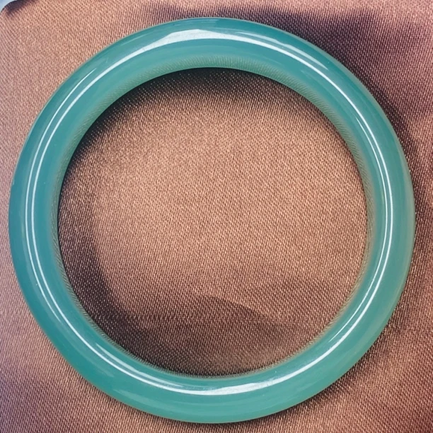 【甄选】A90冰透蓝水手镯-多样性发货