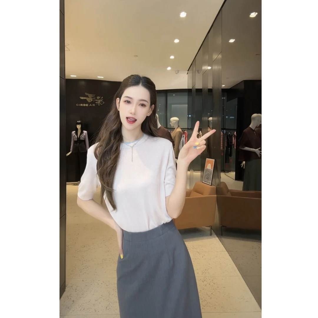 GIRDEAR/哥弟新款时尚简约T恤休闲慵懒风宽松圆领针织上衣138010