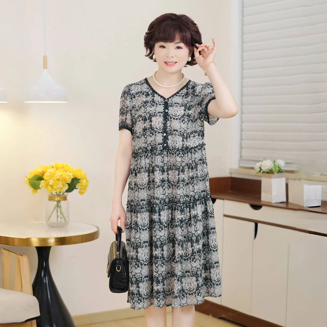 中年妈妈装洋气高贵连衣裙2025夏装新款中老年中老年洋气妈妈装