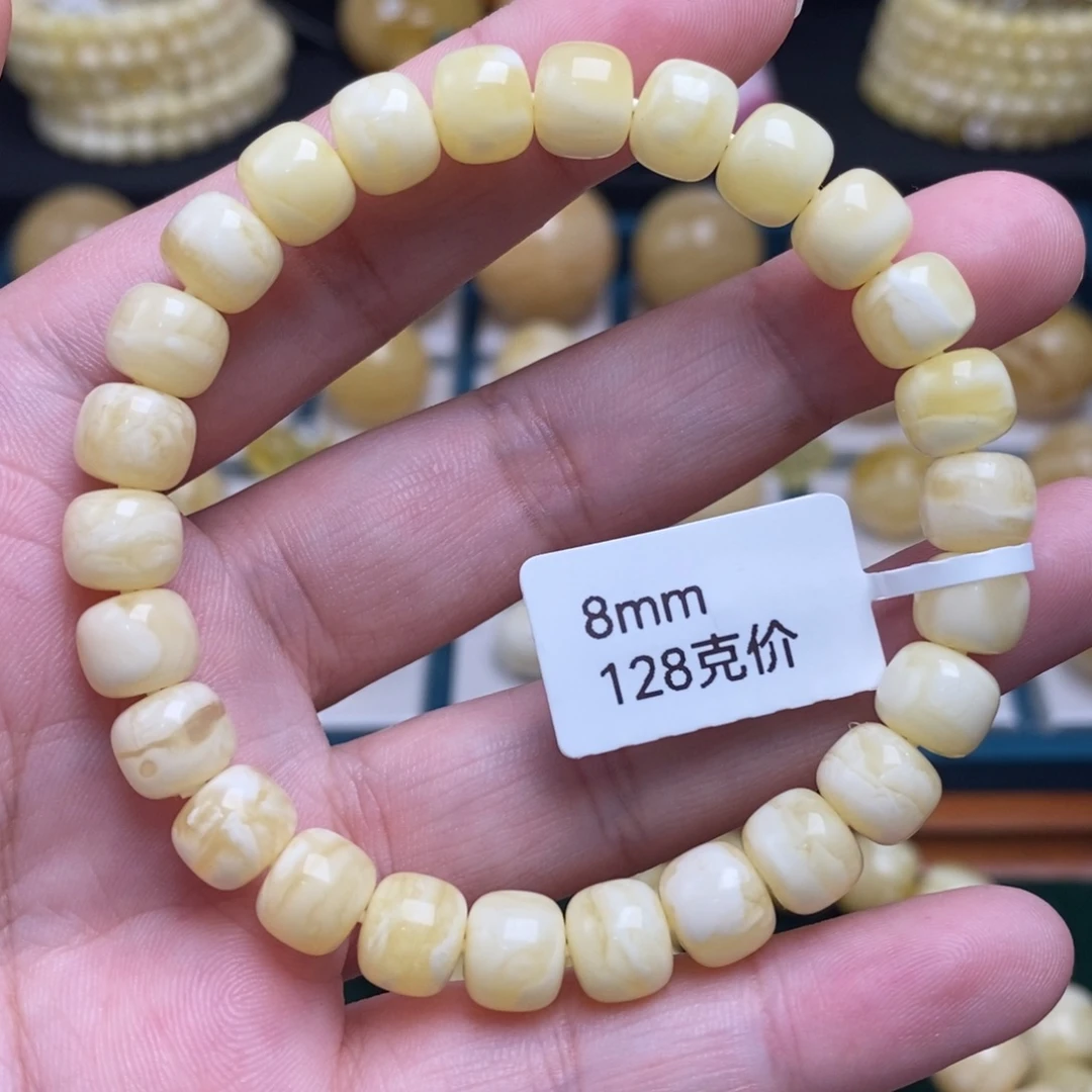 蜜蜡未镶嵌珠宝奇石