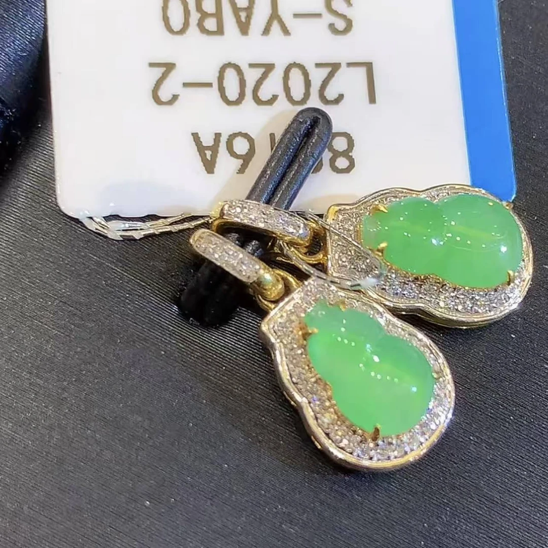 18K 翡翠A货翡翠豆子吊坠  L2020  多样性发其一