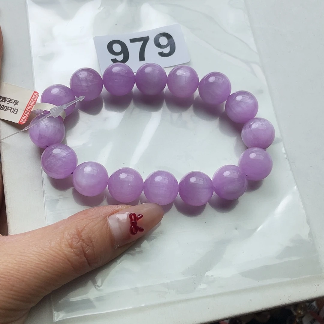 锂辉石手串979。13.5m未镶嵌散**熊