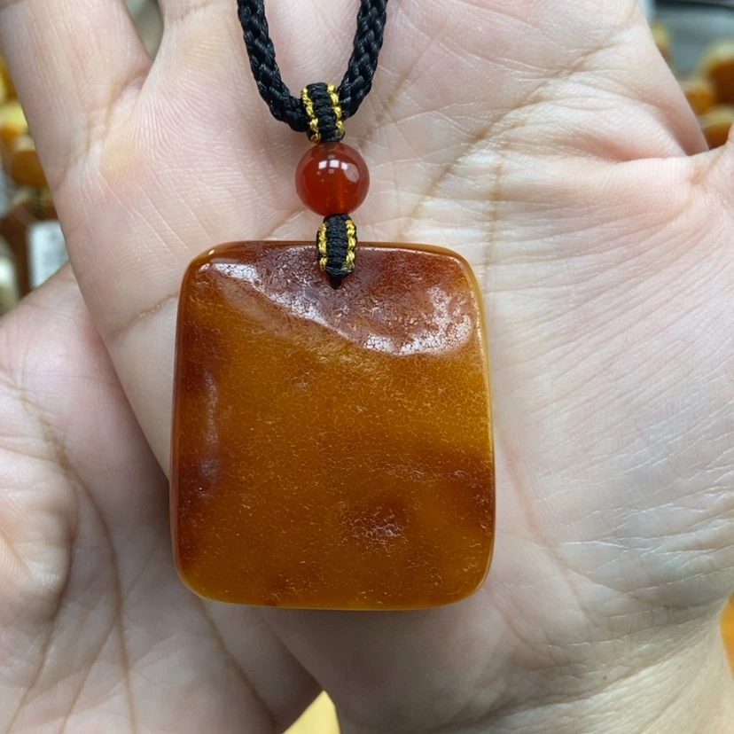 【闪购商品】琥珀颈饰未镶嵌