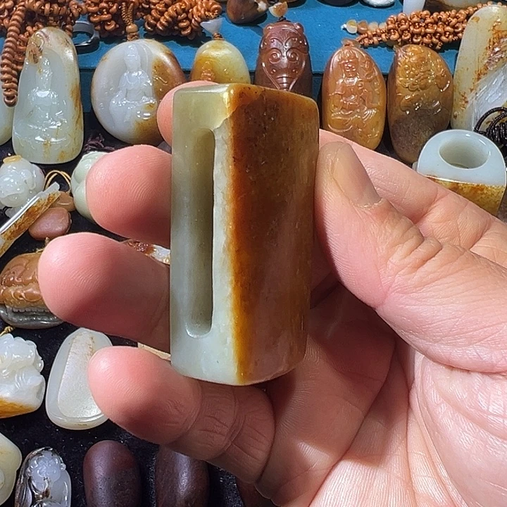 和田玉未镶嵌吊坠(不含链)