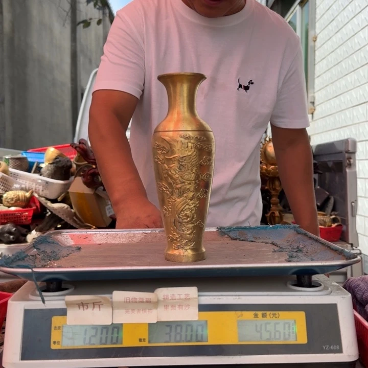 808 铜器物品理性消费