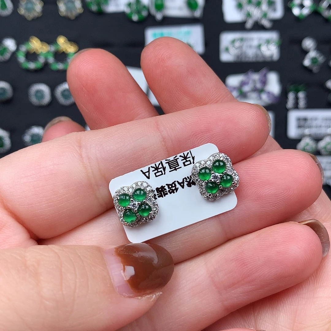 A***。翡翠银S925镶嵌耳饰