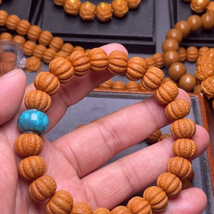 猴头核桃吊坠八凌