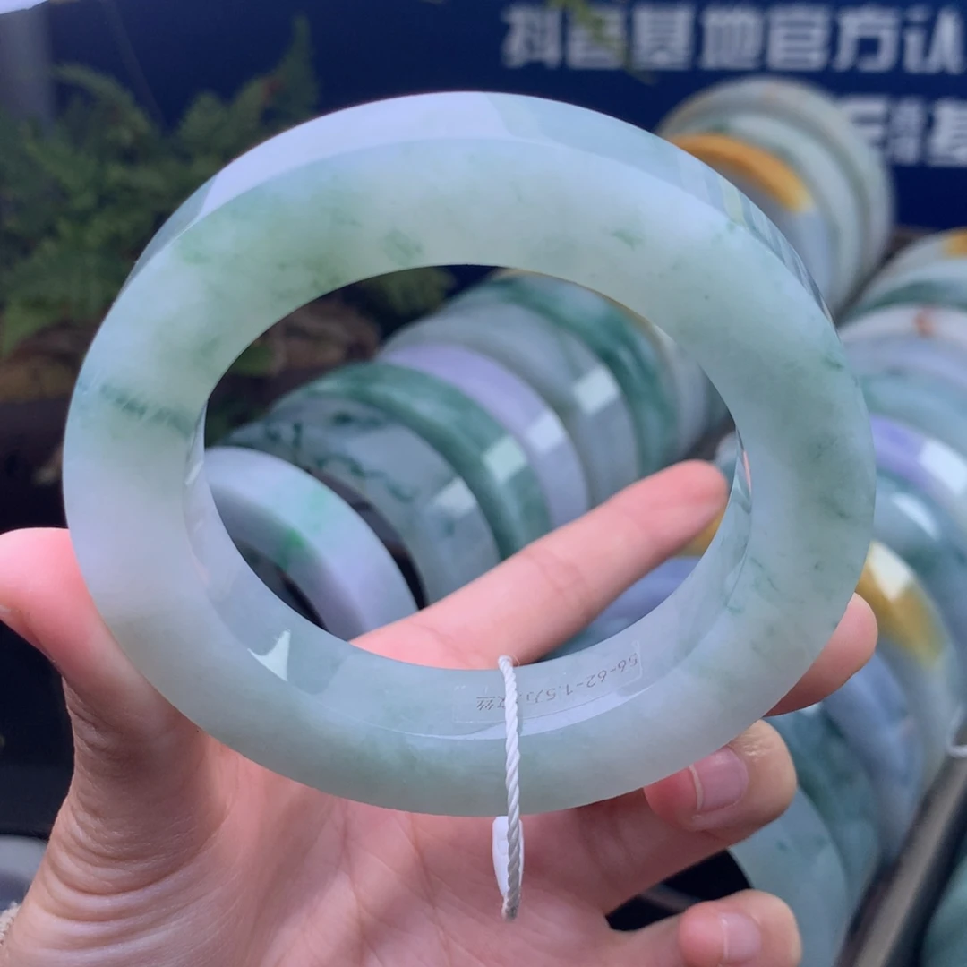 定制翡翠未镶嵌手镯定制不退不换