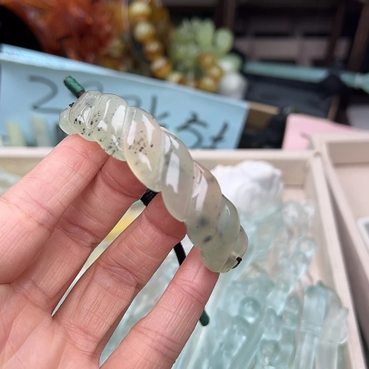 蛇纹石玉未镶嵌发簪