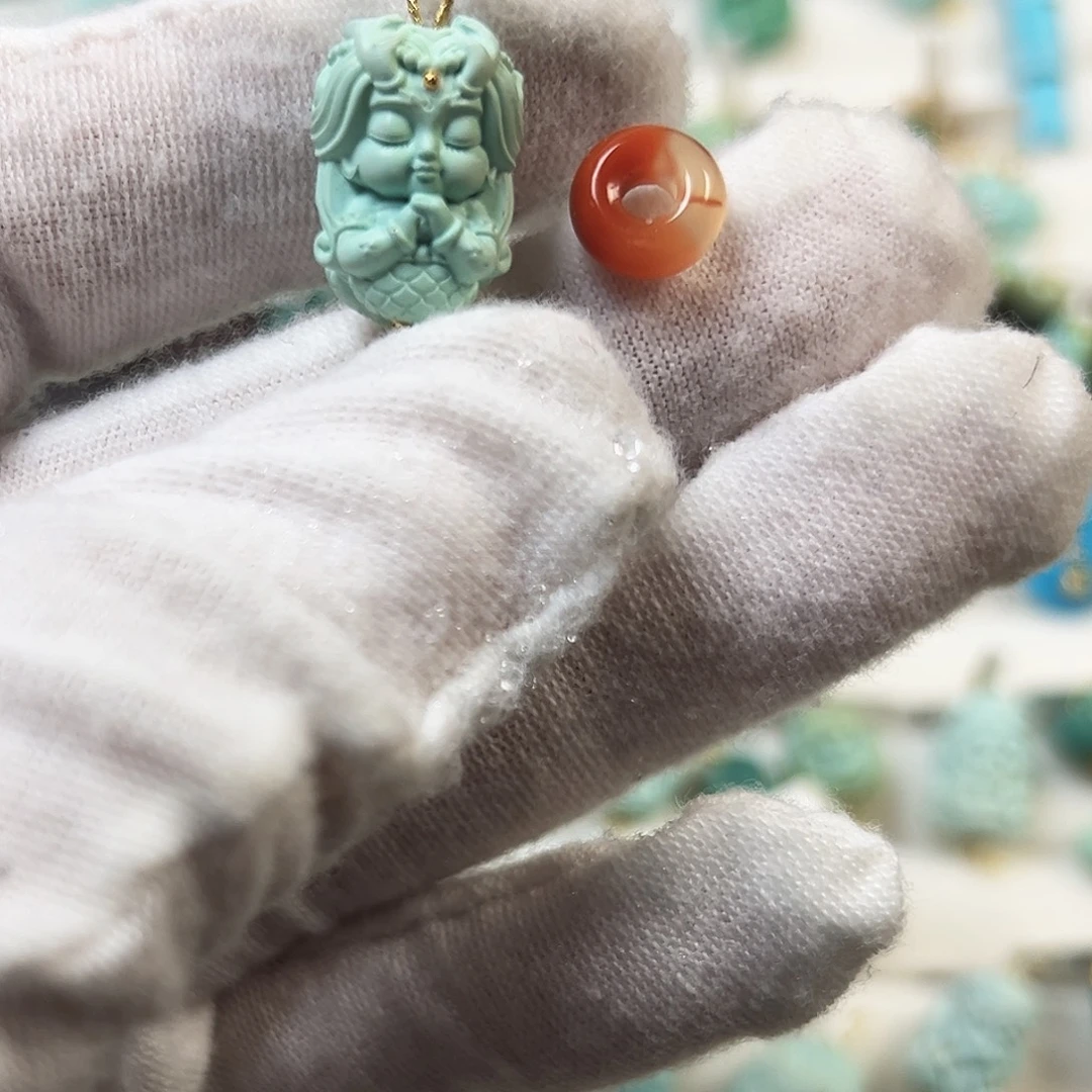 冬***冬南红玛瑙未镶嵌颈饰龙女