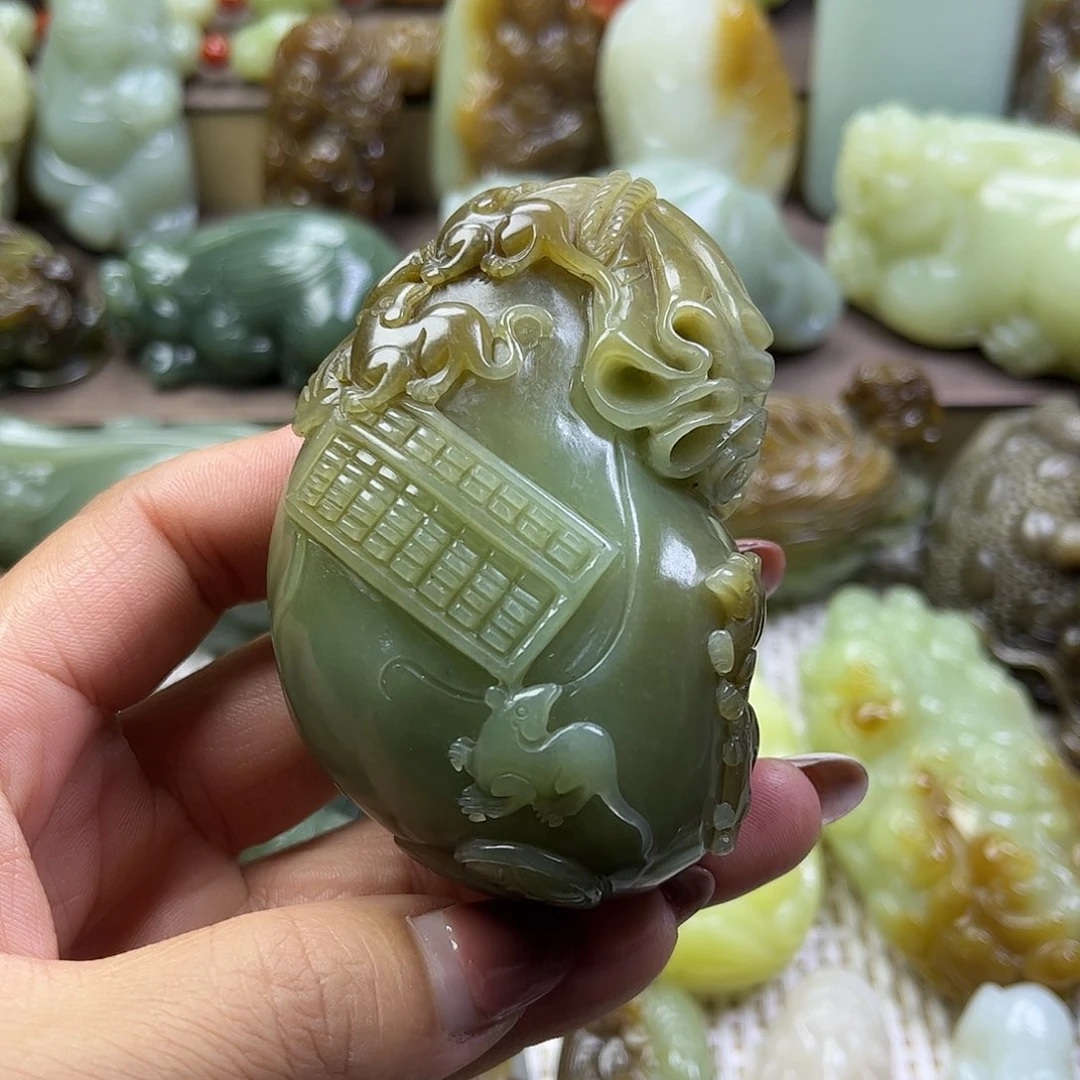 和田玉挂件未镶嵌