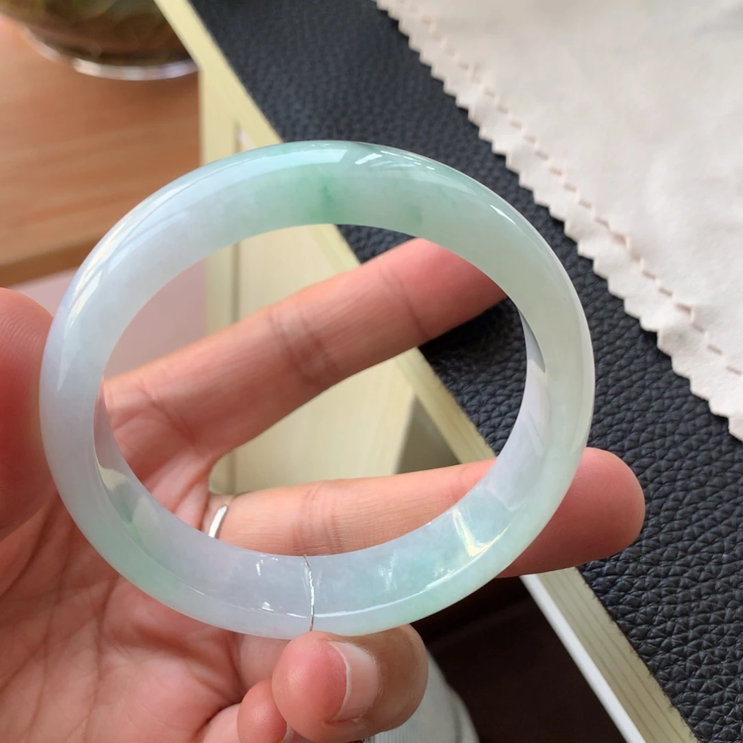 翡翠未镶嵌手镯12号