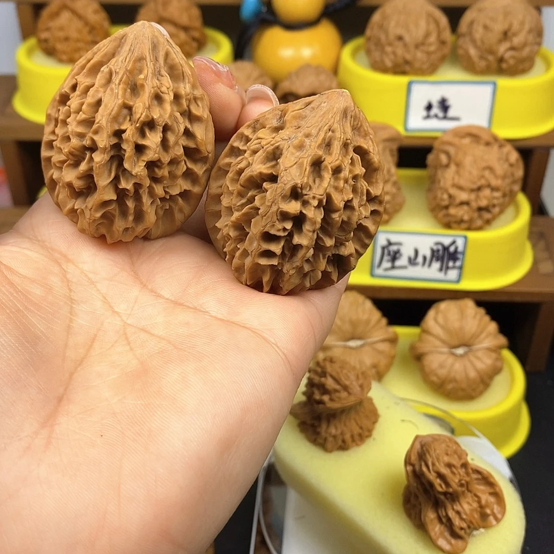 核桃招财鼠 顶有黄 文玩/木作/... 文玩把件