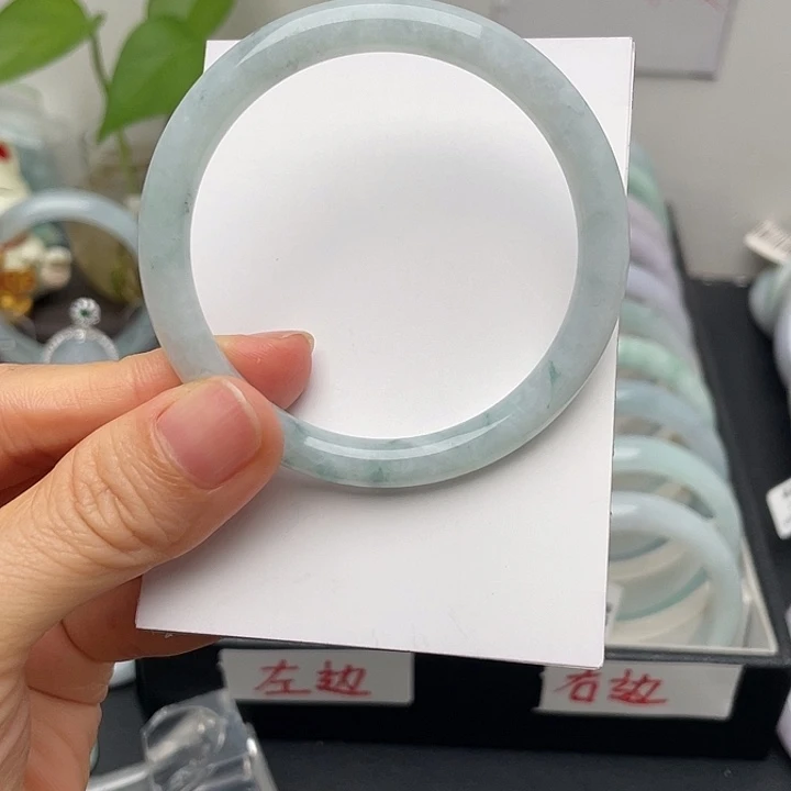 翡翠未镶嵌手镯51美人条