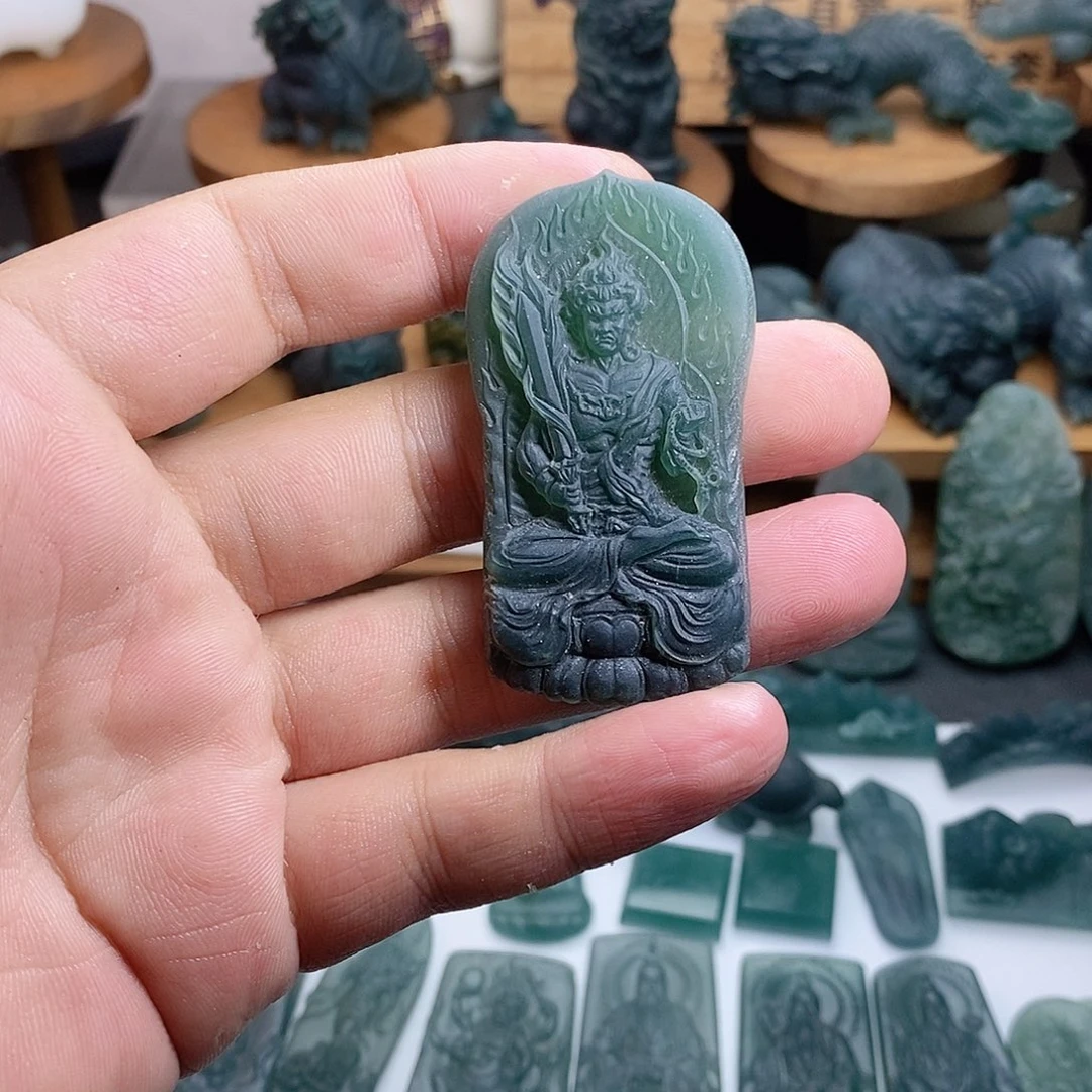 定制翡翠未镶嵌不动