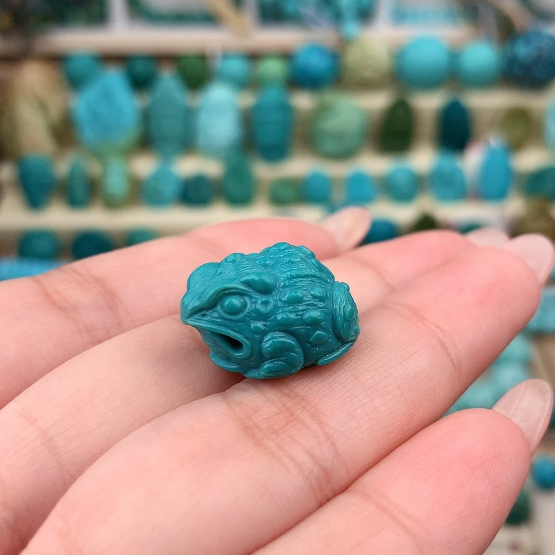 未镶嵌绿松石珠宝奇石