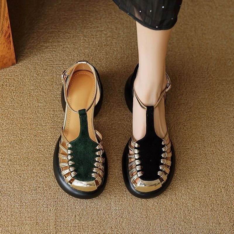 啄木鸟6.5CM复古镂空拼色包头凉鞋一字扣带玛丽珍鞋百搭软底女鞋
