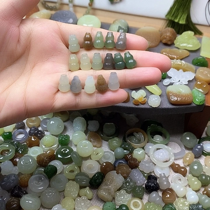 未镶嵌和田玉挂件19.9一个多样性发其一