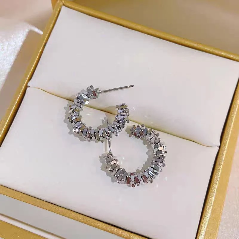 钛钢耳饰 梵诺熙   E    碎冰冰耳钉