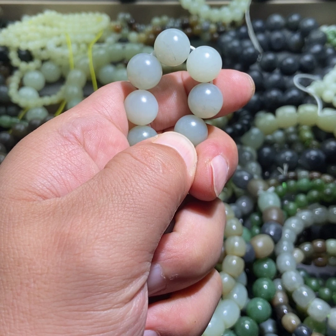欢***迎和田玉（糖玉）未镶嵌项链