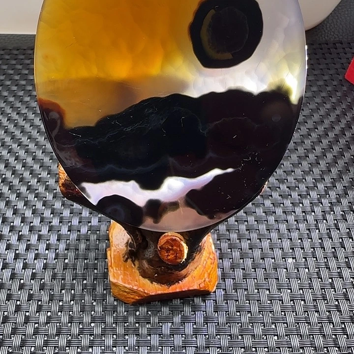 玛瑙/玉髓颈饰未镶嵌静**爬