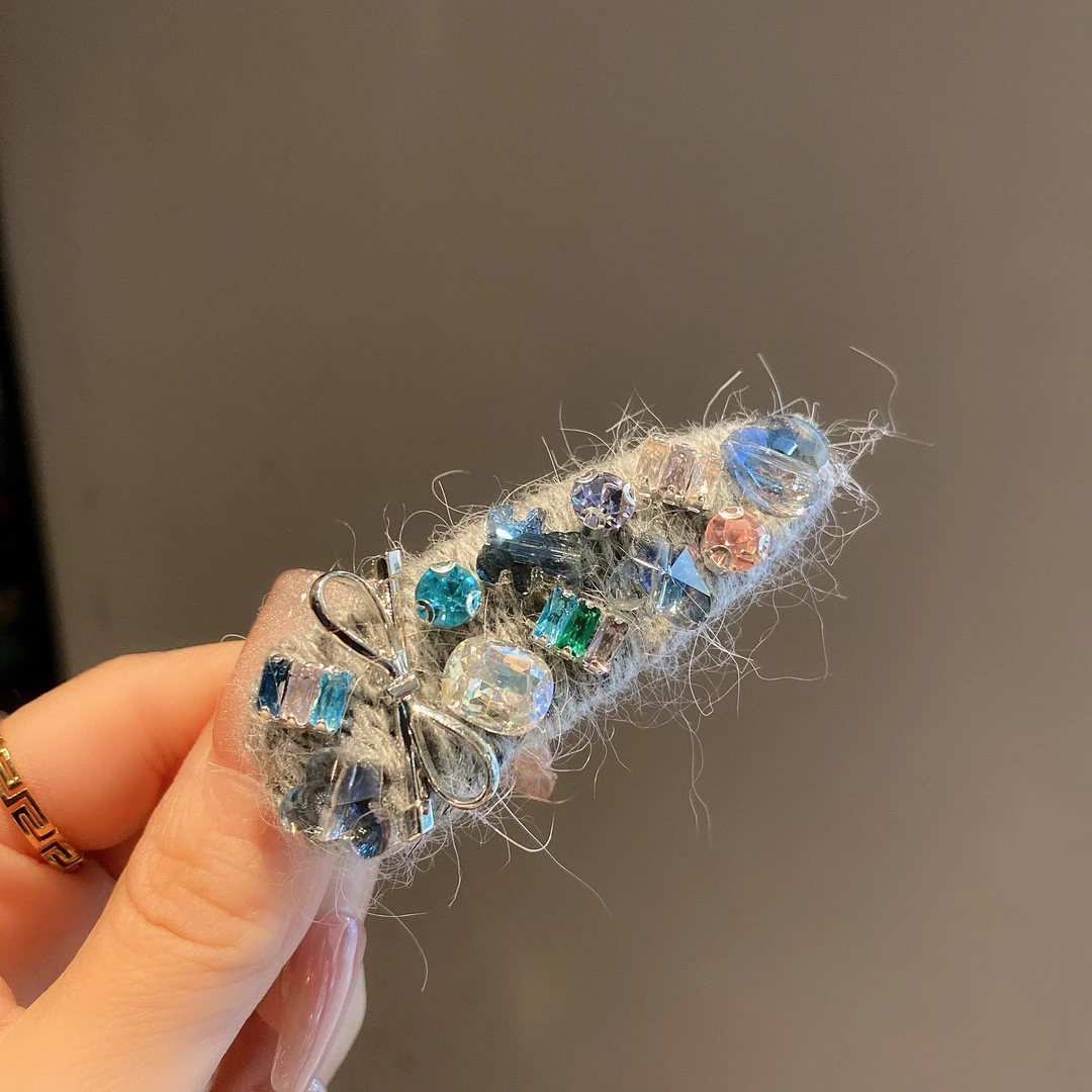 韩国东大门彩钻重工边夹女高级感灰色毛线侧边碎发夹发卡新款发饰