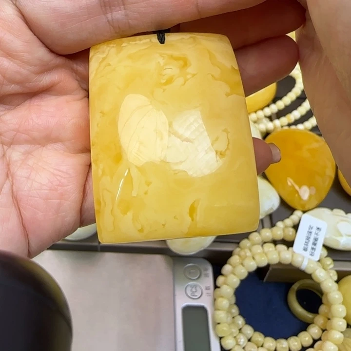 未镶嵌颈饰蜜蜡嫣*天然蜜蜡