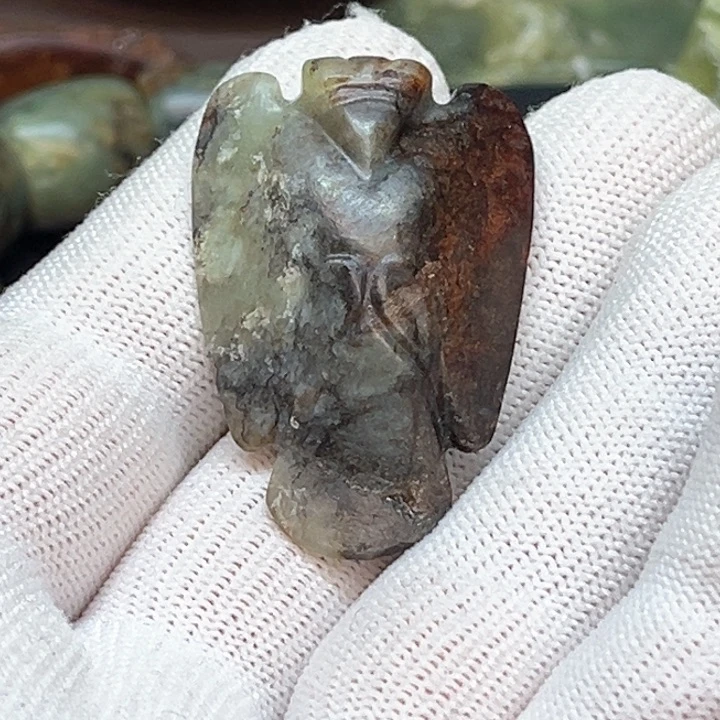 未镶嵌岫岩河磨玉（透闪石质玉）车挂灰*