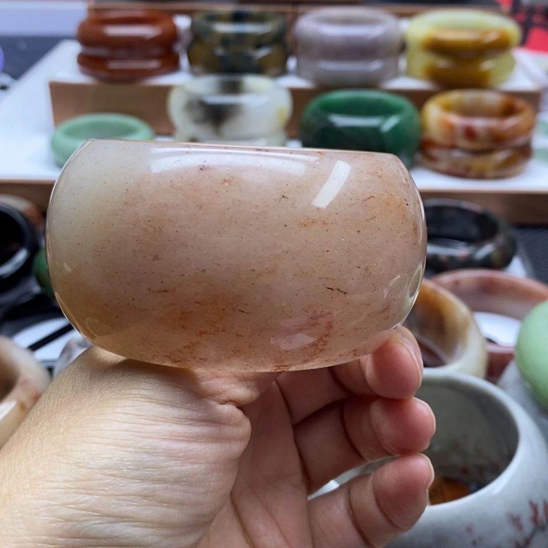 石英质玉手镯未镶嵌小*