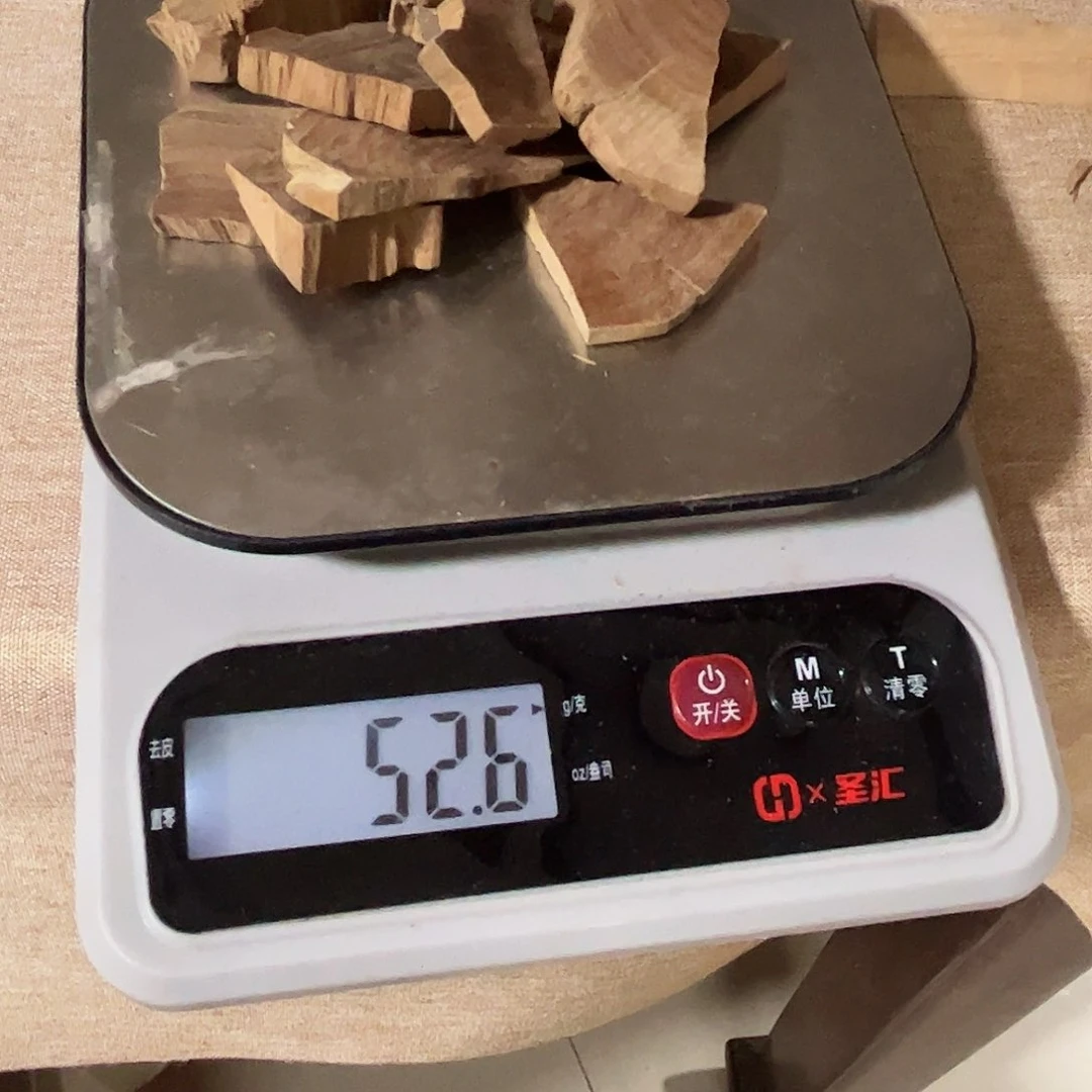 檀香木无事牌?****r老山檀香老料碎料