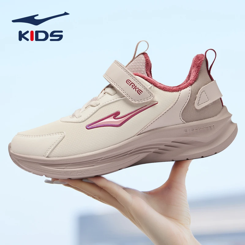 鸿星尔克童鞋儿童运动鞋女童鞋子加绒二棉鞋2025冬季女孩保暖跑鞋