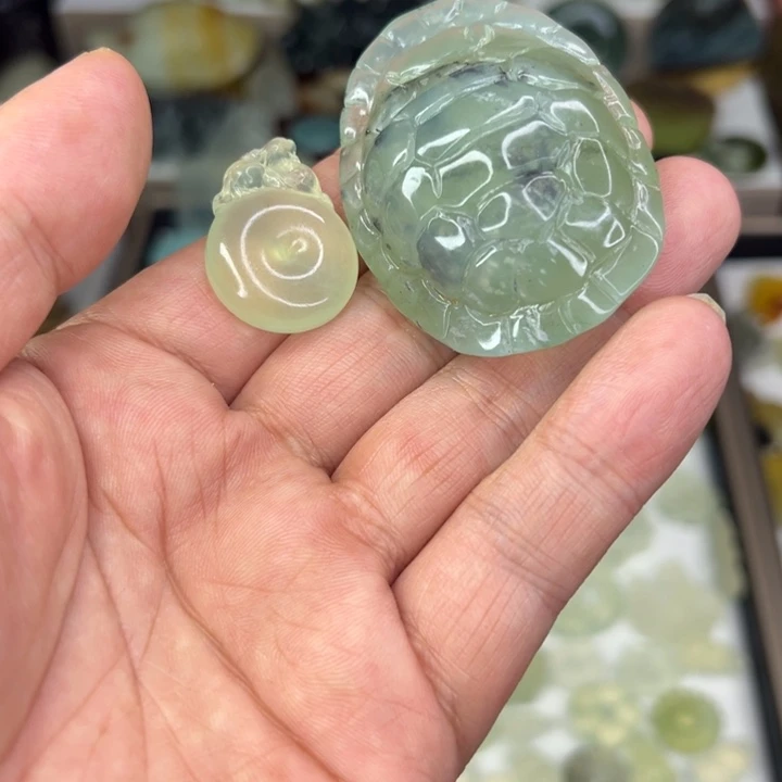 ʕ***ʔ未镶嵌岫玉颈饰精品岫玉