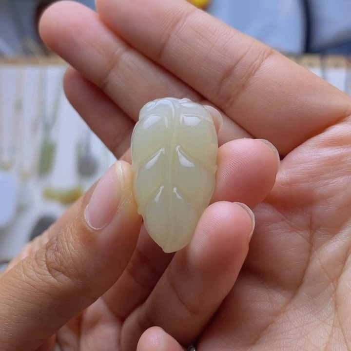 和田玉未镶嵌吊坠(不含链)