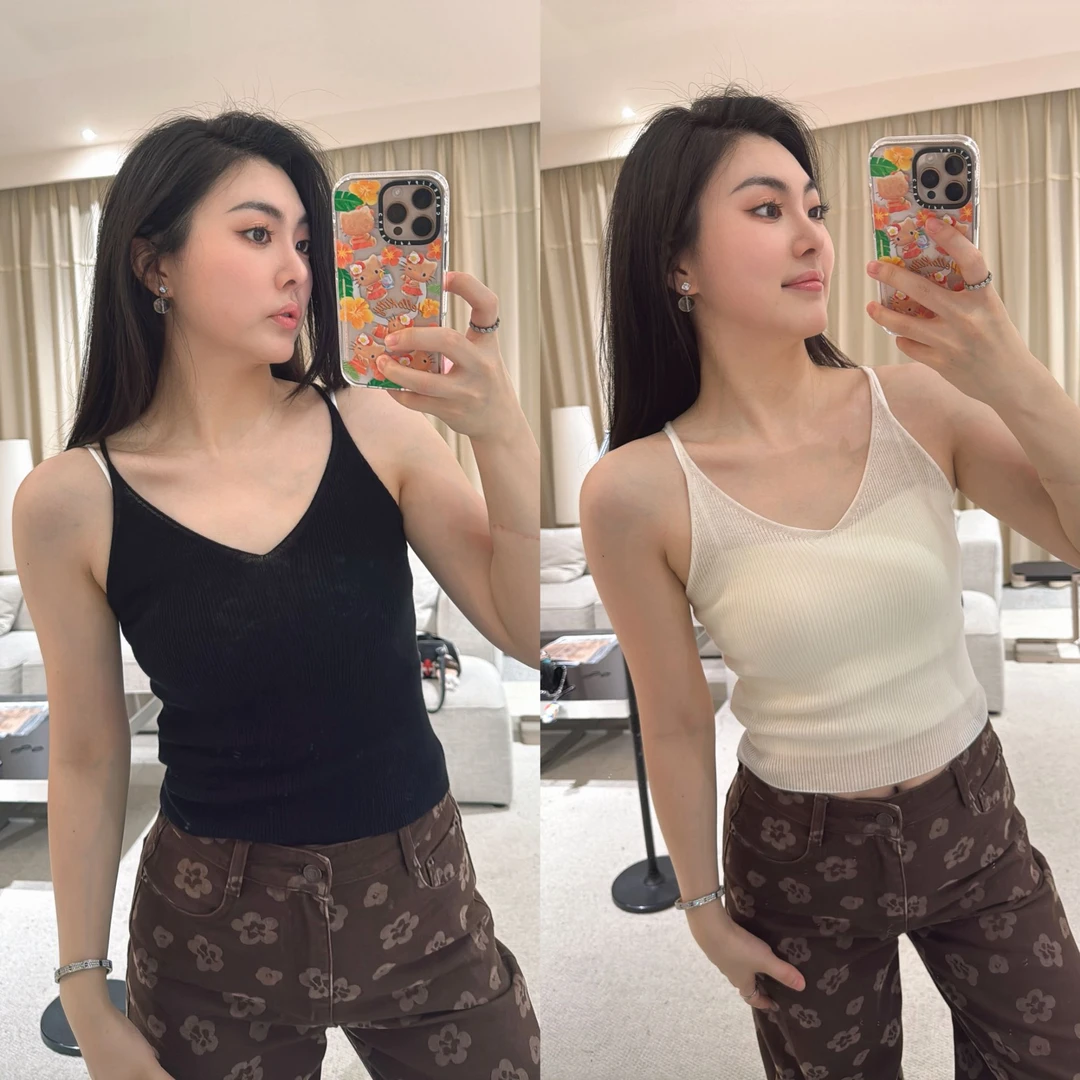 ARMS WELL王囡囡 黑/白色绵羊毛v领薄款吊带背心（无胸垫）S242