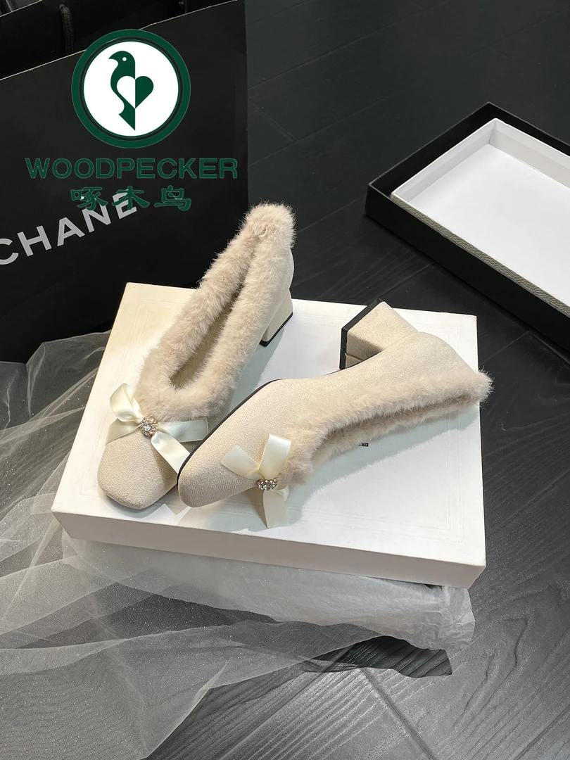 啄木鸟方头粗跟配旗袍不累脚女鞋2025秋冬季加绒保暖玛丽珍高跟鞋