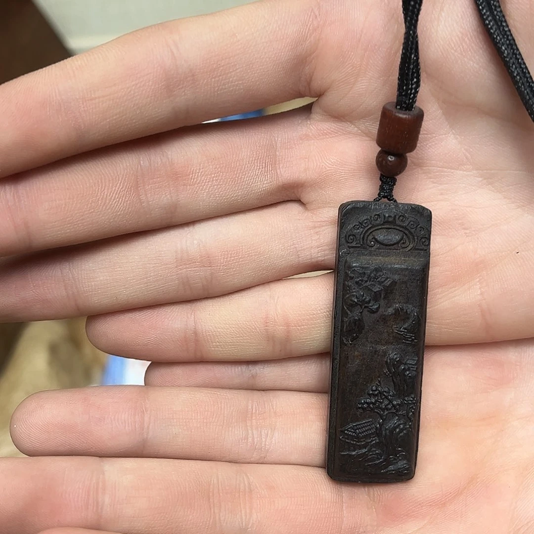 大叶紫檀（黑酸枝木类）