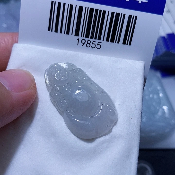 颈饰未镶嵌翡翠天光墟翡翠市场现金代购