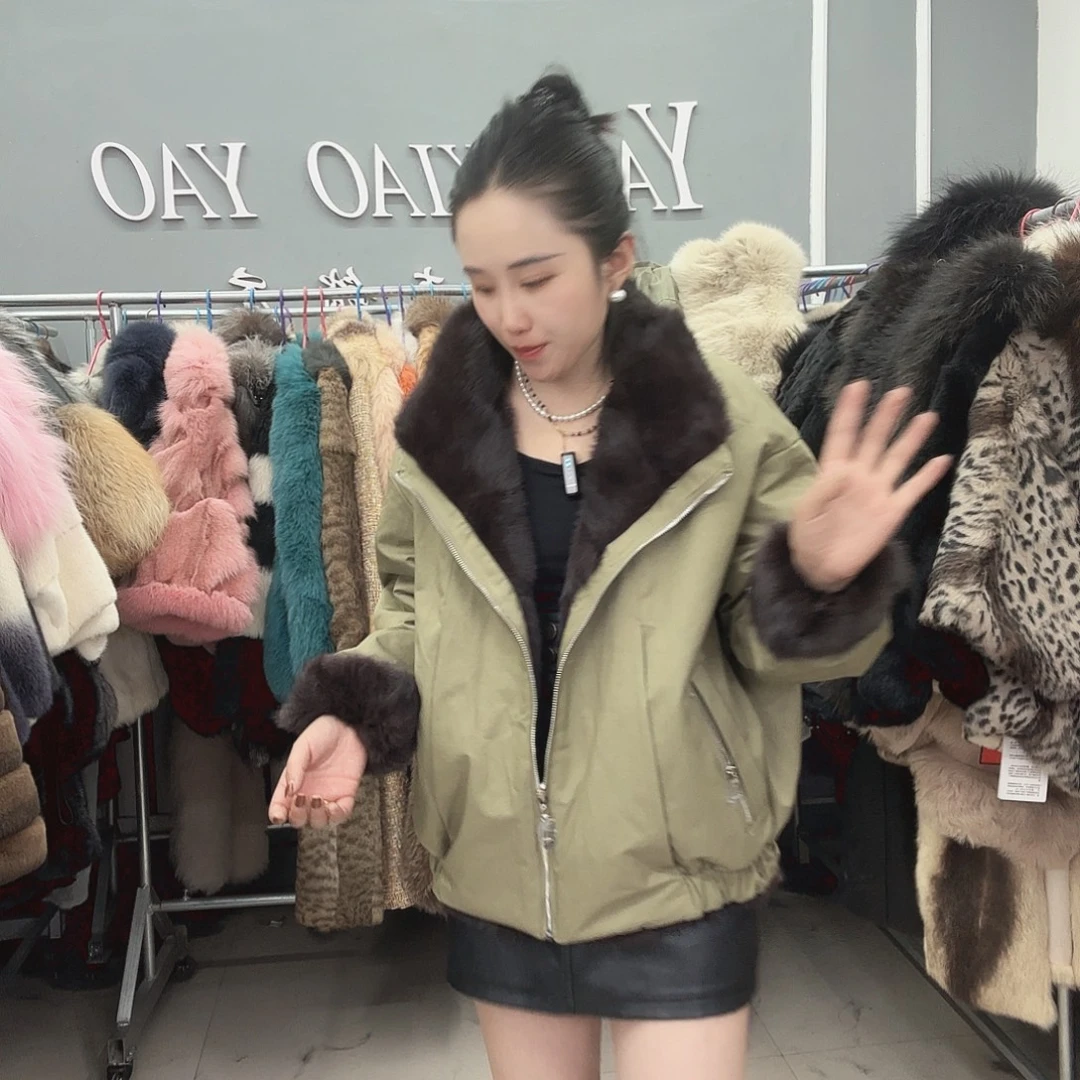 姚小妖家高端皮草