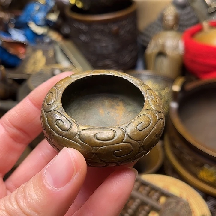 精美铜器批发档口