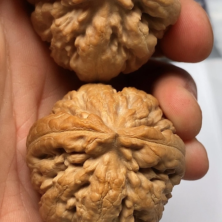 南***墙吊坠文玩核桃霸王龙文玩核桃把件