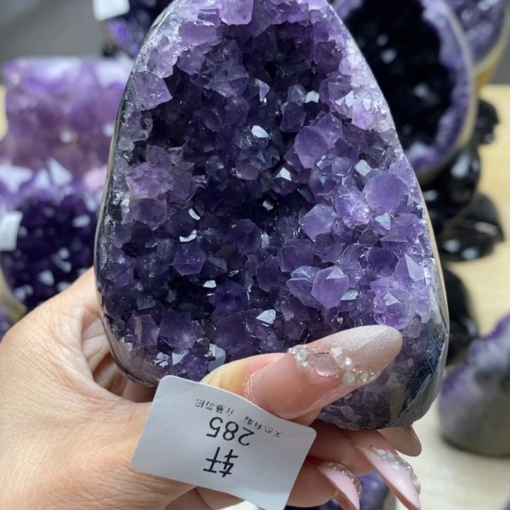 未镶嵌紫晶大型摆件（非配饰）